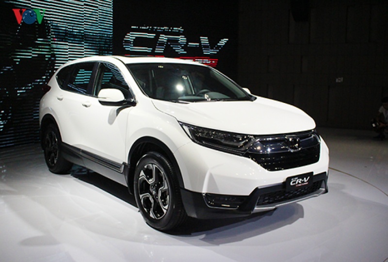 Doanh số Honda CR-V, Toyota Fortuner bất ngờ sụt giảm mạnh