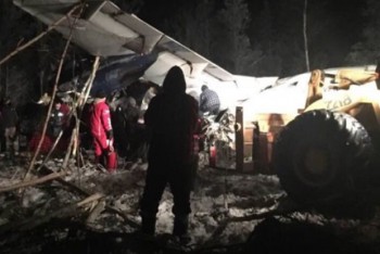 Máy bay chở 25 người rơi ở miền Nam Canada khi vừa mới cất cánh