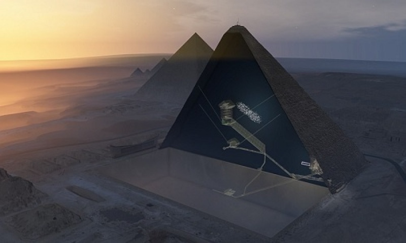 Robot thám hiểm phòng dài bằng máy bay trong Đại kim tự tháp