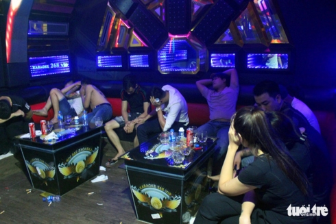 Hơn 50 thanh niên “phê” ma túy trong quán karaoke tại TP Biên Hòa