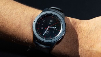 Samsung Galaxy Watch chính thức ra mắt tại Việt Nam