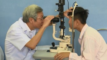 Cần quan tâm các bệnh lý về mắt ở lứa tuổi học sinh