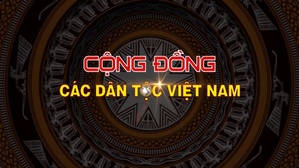 Giữ gìn văn hóa qua trang phục dân tộc - Cộng đồng các dân tộc Việt Nam 4/4/2024