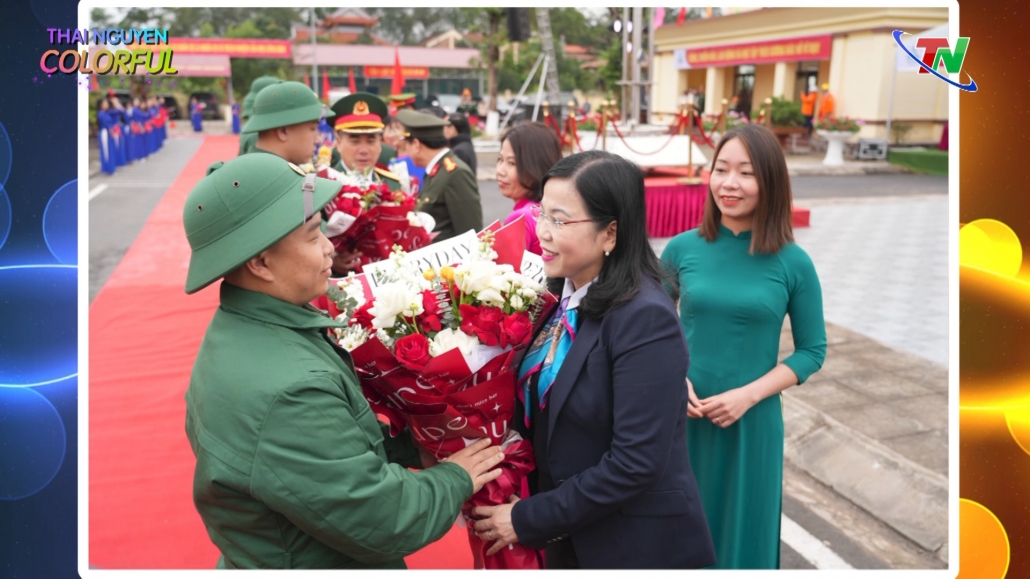 Rộn ràng ngày hội tuyển quân - Thai Nguyen Colorful