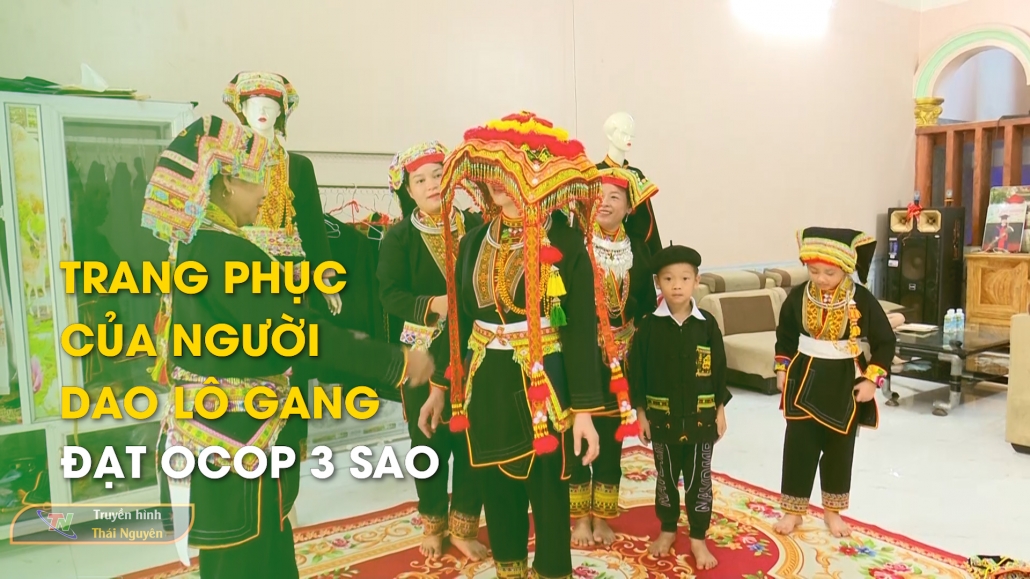 Trang phục của người Dao Lô Gang đạt OCOP 3 sao