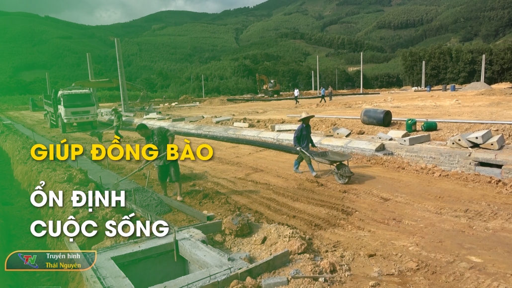 Giúp đồng bào ổn định cuộc sống