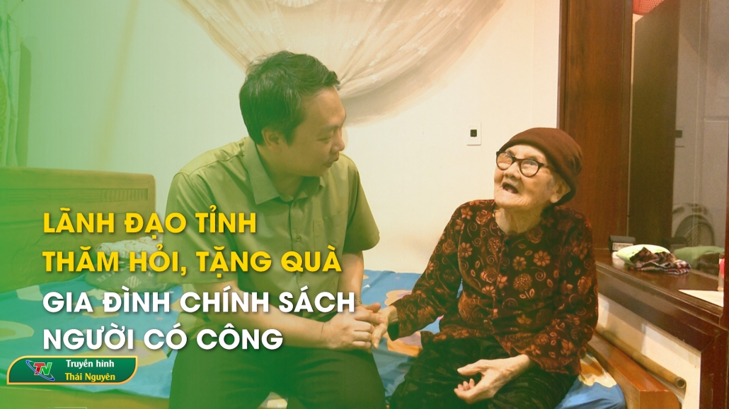 Lãnh đạo tỉnh thăm hỏi, tặng quà gia đình chính sách, người có công