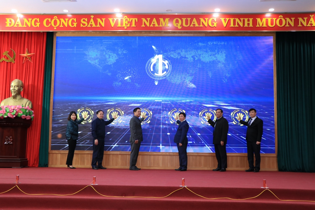 Khai trương Trung tâm Điều hành thông minh cấp huyện đầu tiên tại Thái Nguyên