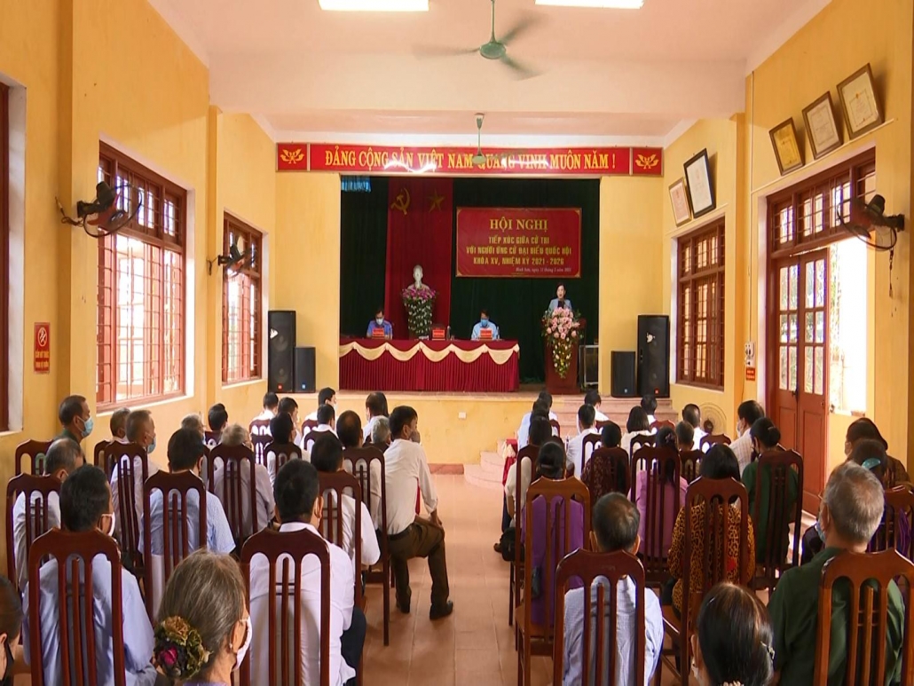 Ứng cử viên đại biểu Quốc hội tiếp xúc cử tri tại xã Bình Sơn, TP Sông Công